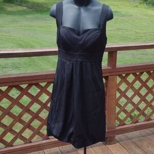 White House Black Market Sleeveless Black Balloon Hem Dress Size 6